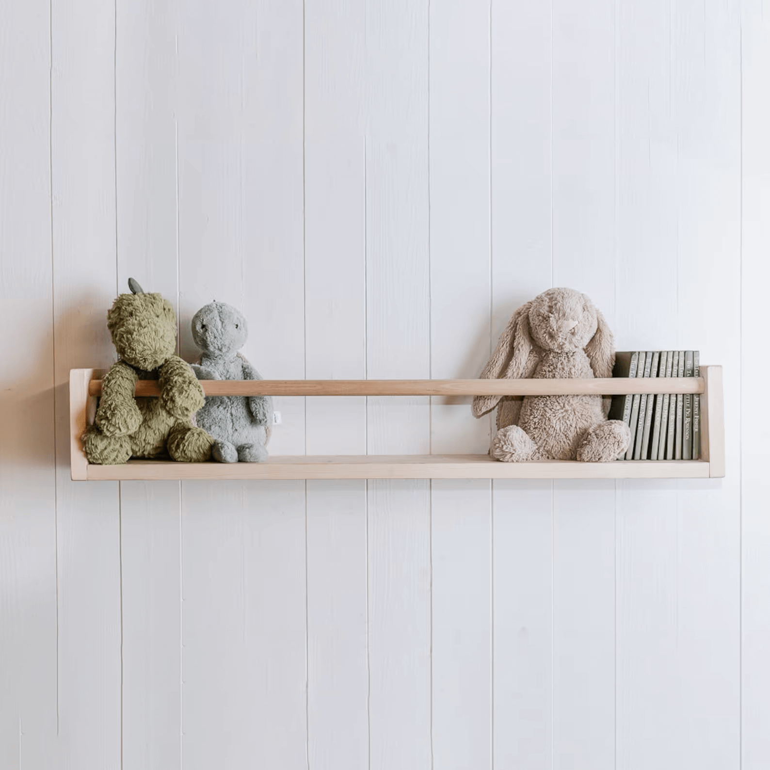 Nursery store shelving unit